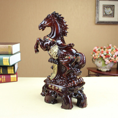 志在千里马年热销马摆件 家居装饰与馈赠佳品
